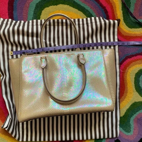 RARE! henri bendel ‘Dalton’ Iridescent Mermaid Large Satchel / Tote Bag